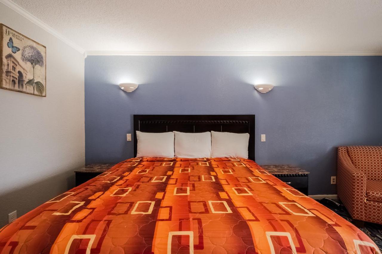 Oyo Hotel Houston I-69 & I-610 Eksteriør billede